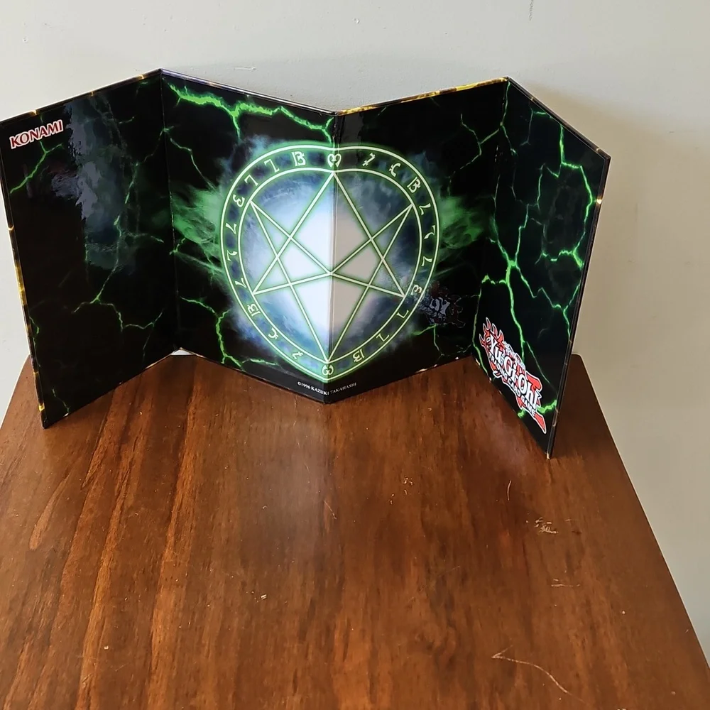 Vintage Yu-Gi-Oh Trading Card Game Play Mat board Shonen Yugi Muto Wheeler 1996